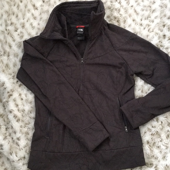 The North Face Tops - Women’s North Face 1/2 Zip